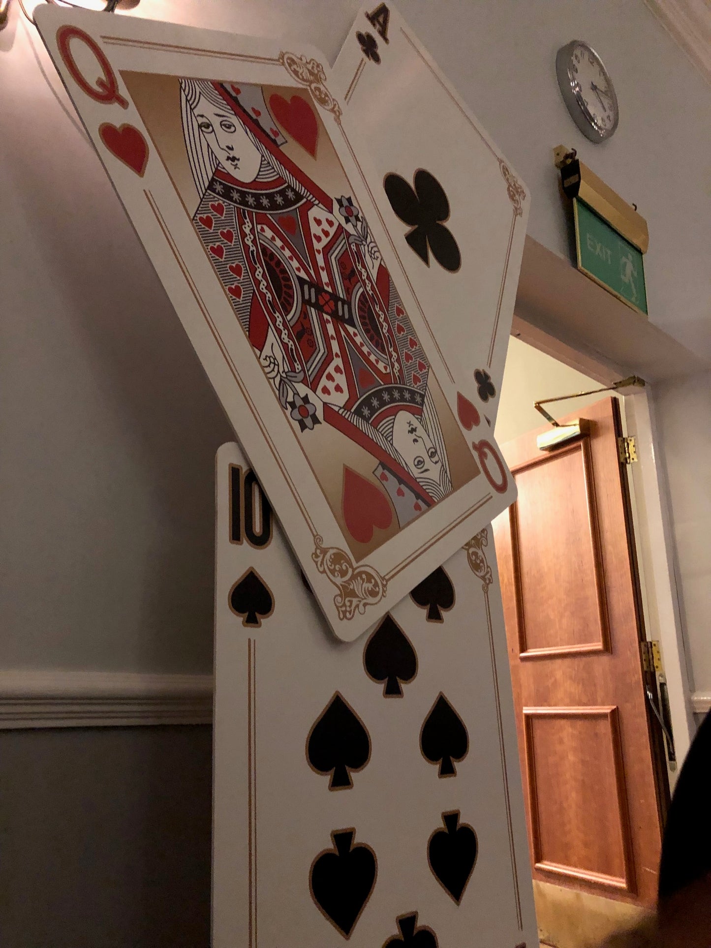 GIANT PLAYING CARD DISPLAY